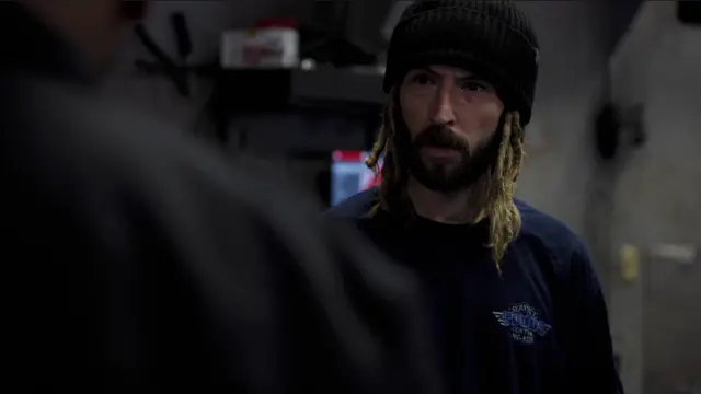 S01:E02 - Gotta Go Get It