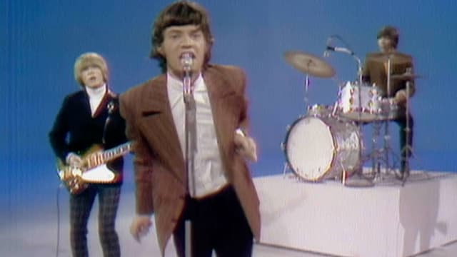 S01:E16 - Episode 16