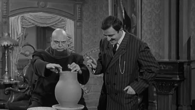 S01:E14 - Art and the Addams Family