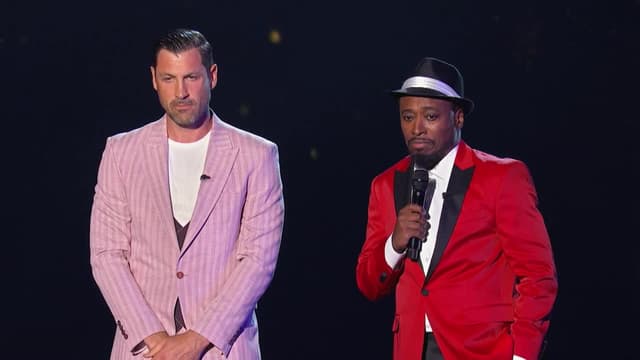 S01:E02 - Amystika Chair