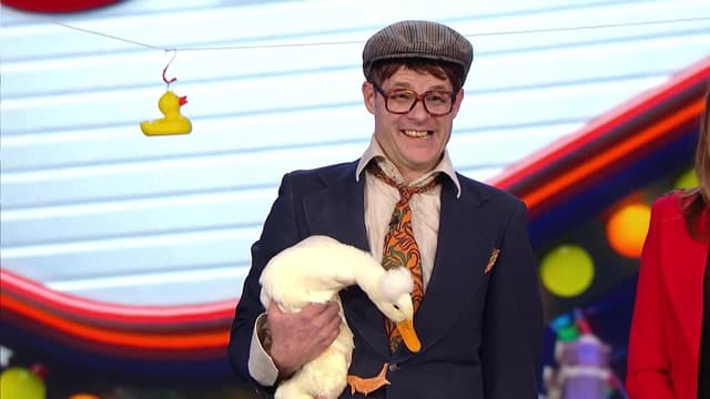 S05:E06 - Penn & Teller Against the World