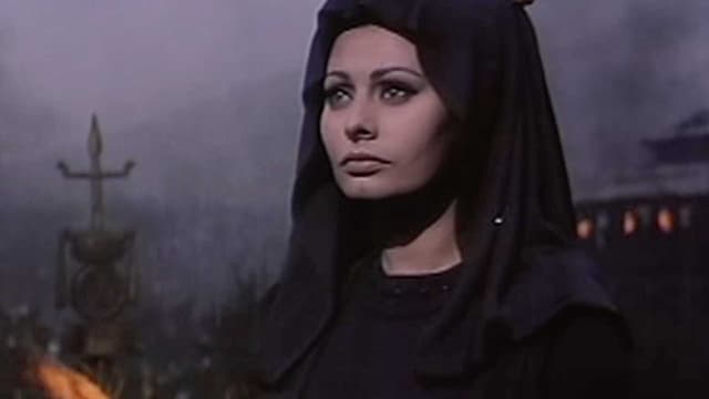 S01:E13 - Sophia Loren