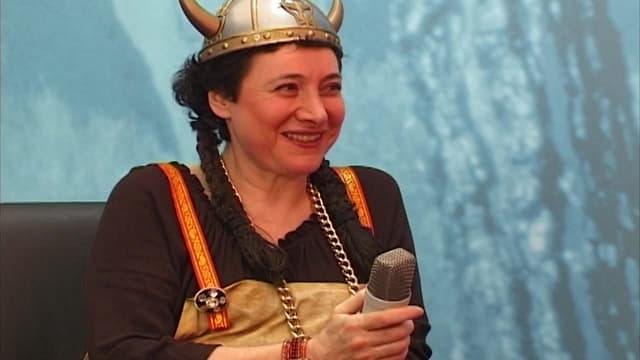 S01:E01 - Special Guest Anna Ciddor