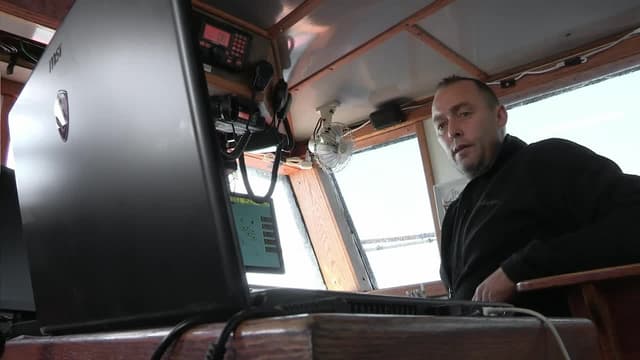 S04:E02 - Jeepers Creepers