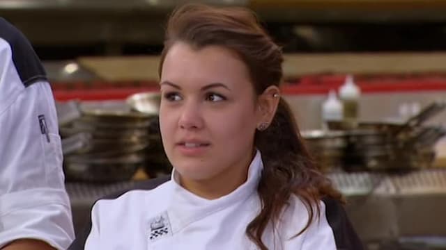 S14:E14 - 5 Chefs Compete