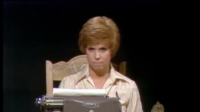 S11:E16 - The Carol Burnett Show: S11 E16 - Family Show