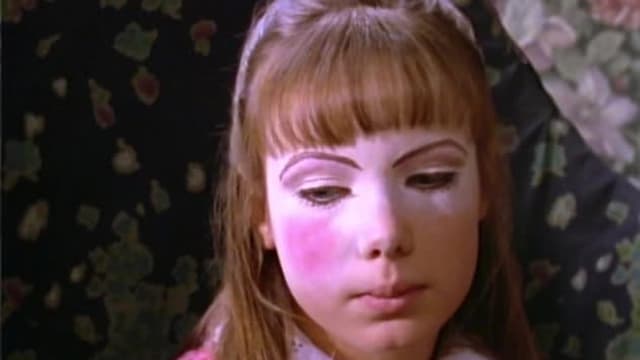 S03:E04 - The Tale of the Dollmaker