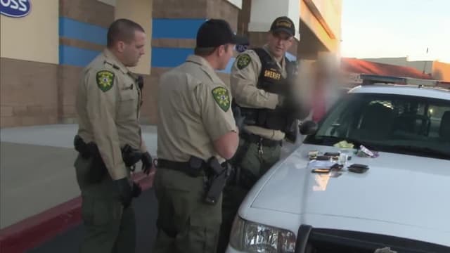 S01:E26 - What Bump in My Pants?