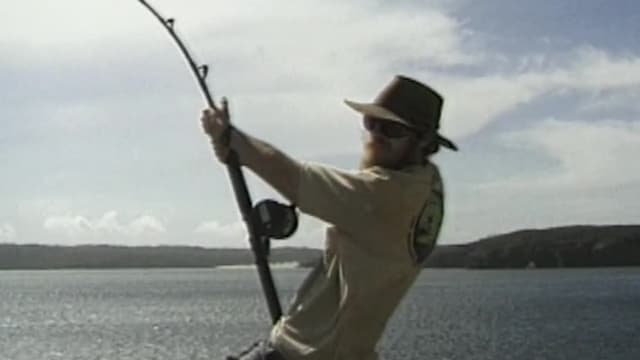 S01:E19 - Marlin Off the Rocks: Australia, Fish of a Lifetime