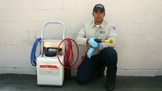 S01:E13 - Day of the Rat