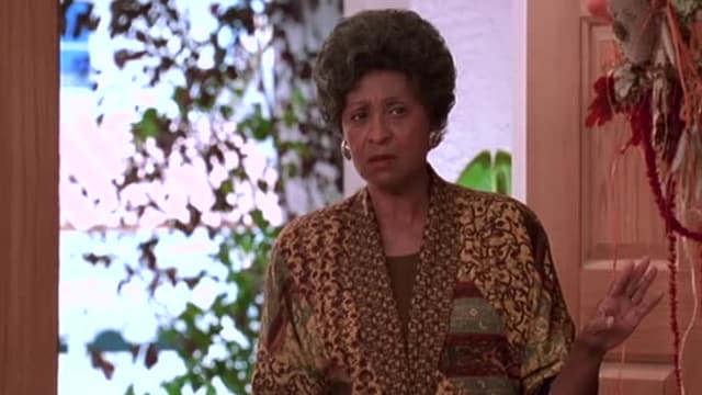 S01:E10 - Thanksgiving