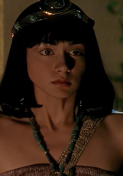 S01:E01 - Cleopatra VII, Daughter of the Nile poster