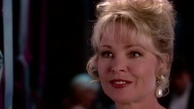 S13:E10 - Lost at Sea