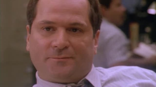 S02:E222 - Close Call