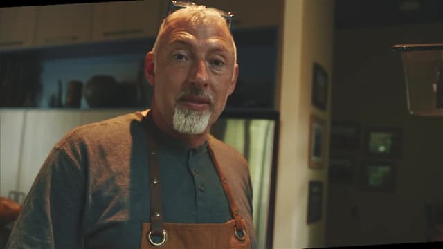 S01:E04 - Milkweed & Cattail Flour