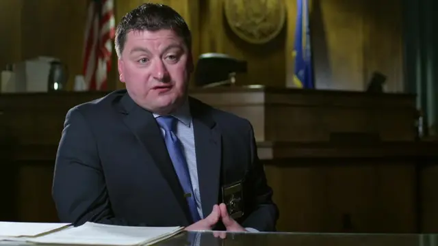 S02:E05 - Murder and the Missing Mom