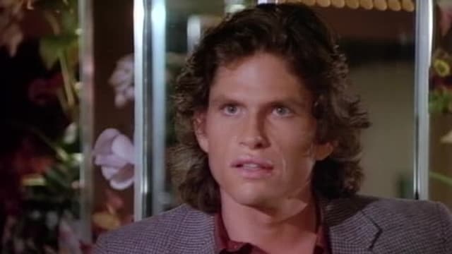 S06:E12 - False Front