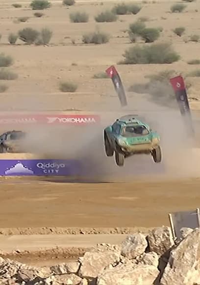 Póster de S2025:E02 - Desert X Prix II