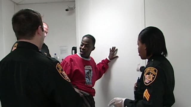 S01:E10 - Mad-Icidal