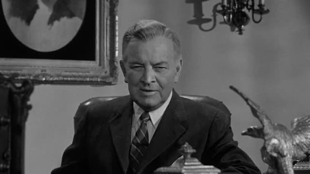 S01:E02 - The Hundred Days of the Dragon