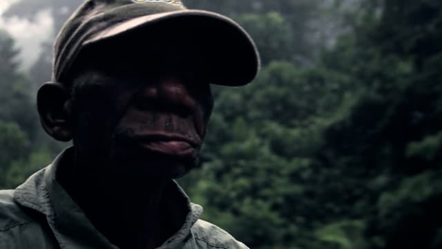 S12:E03 - Hunting Bongo In The Congo