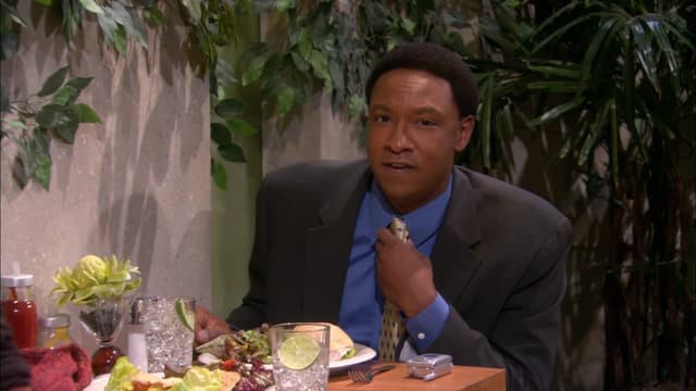 S04:E13 - A Comedy of Eros