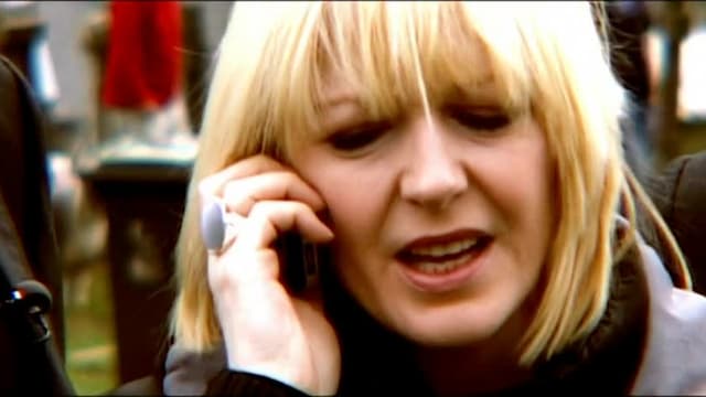 S01:E01 - Stoney Middleton