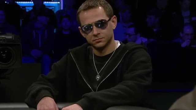 S09:E19 - WPT Bay 101 Shooting Star (Pt. 1)