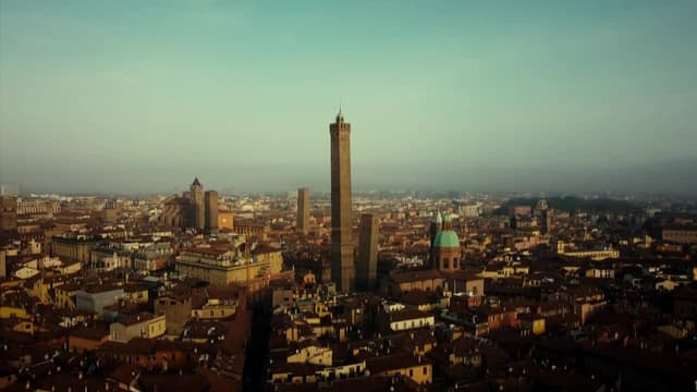 S01:E12 - Bologna