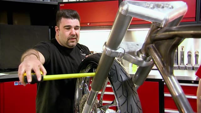 S08:E06 - Cadillac Build-Off (Pt. 1)