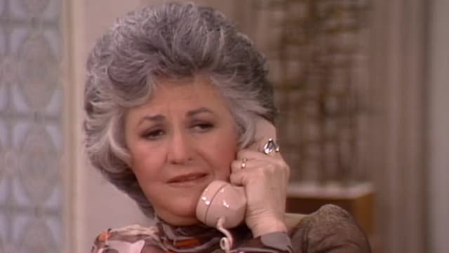 S06:E620 - Phillip's Mature Romance