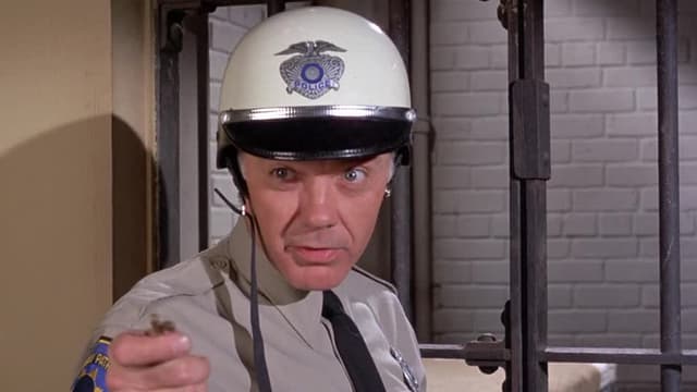 S04:E21 - Jeannie for the Defense