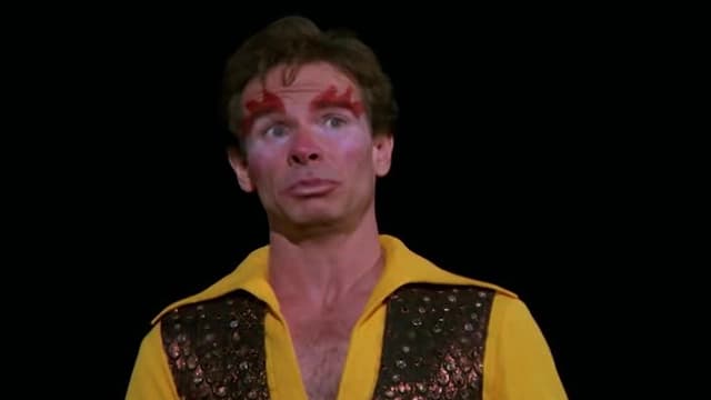 S07:E15 - Cirque Du Sabrina