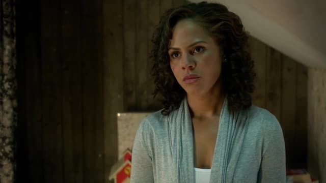 S04:E01 - Eve of the War