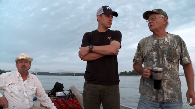 S06:E16 - Living Off the Water: Kentucky Fishing