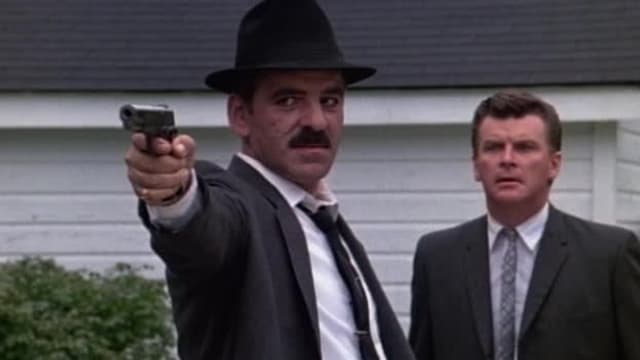 S01:E12 - Hide and Go Thief