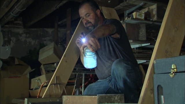 S10:E12 - Pam's Labyrinth