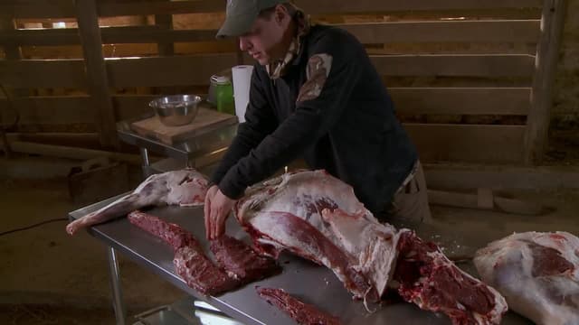 S06:E06 - Cooking Special: Butchering a Whole Deer