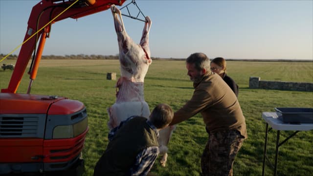 S05:E06 - Thanksgiving HuntIn New England