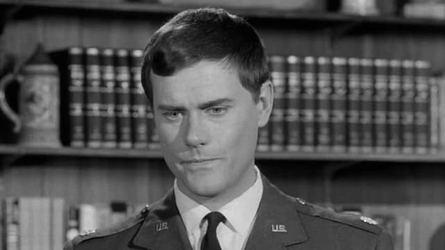 S01:E27 - My Master, the Thief