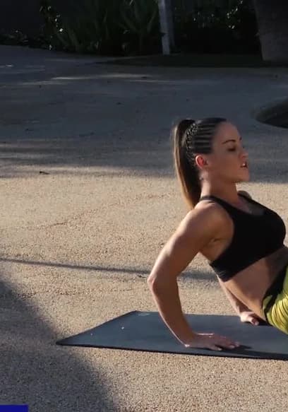 S01:E02 - 11 Min Abs Routine poster