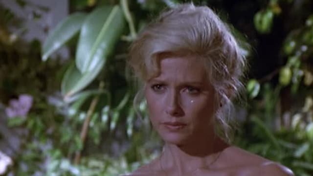 S07:E09 - Lady of the House / Mrs. Brandell's Favorite