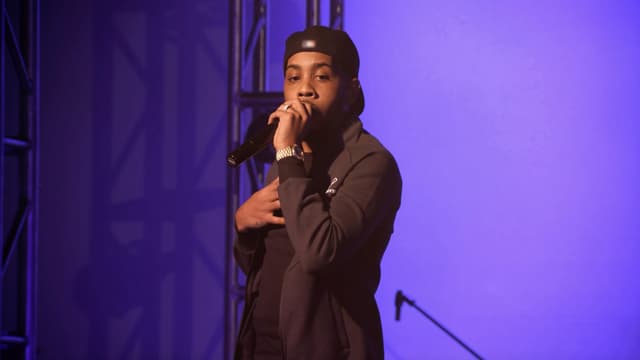 S06:E11 - The Showcase