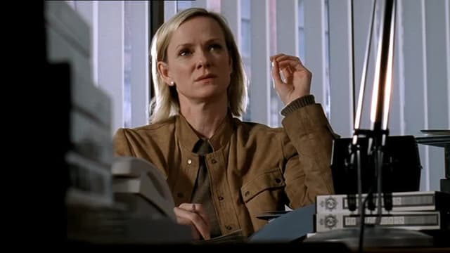 S02:E03 - Right to Silence