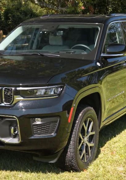 S41:E08 - Jeep Grand Cherokee L poster