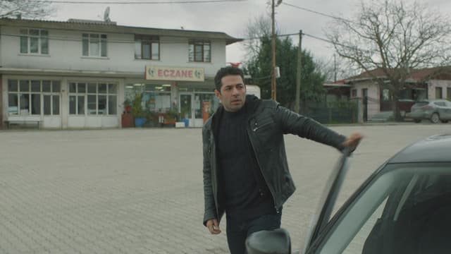 S01:E18 - Episode 18
