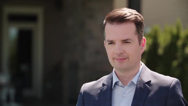 S05:E09 - Mel and Geoff