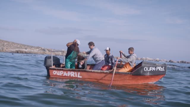 S01:E10 - Flexing Mussels in Khayelitsha
