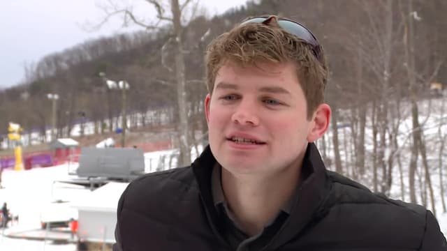 S07:E07 - Bates Sports Special