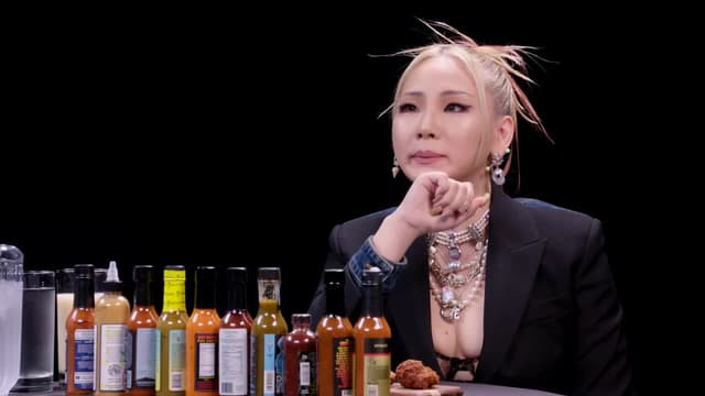 S16:E05 - CL Gets Extra Spicy While Eating Spicy Wings